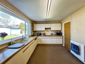 Photo 10- click for photo gallery